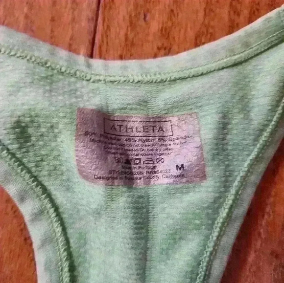 Athleta fastest track racerback tank medium - Picture 3 of 4